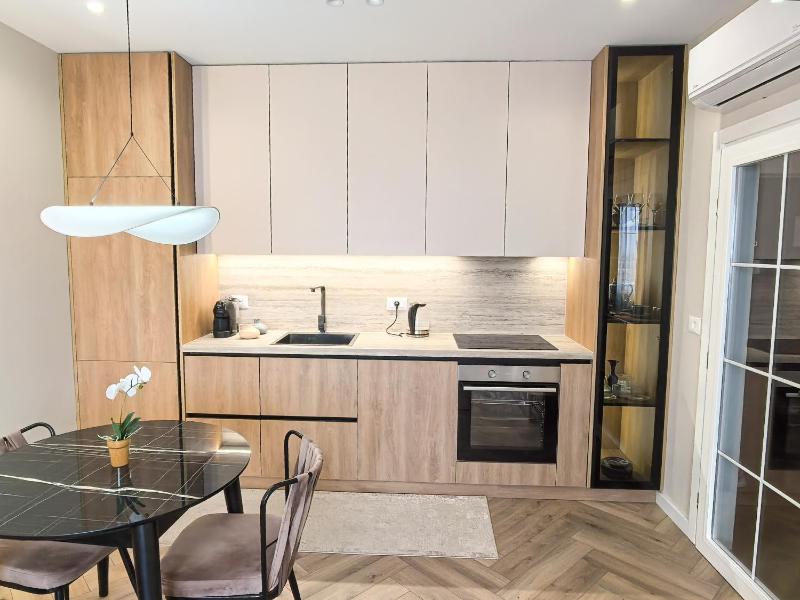 Downtown Shkodra Apartment - image 11