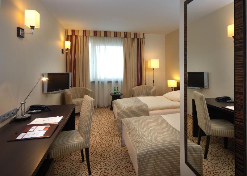 Qubus Hotel Kielce - image 28