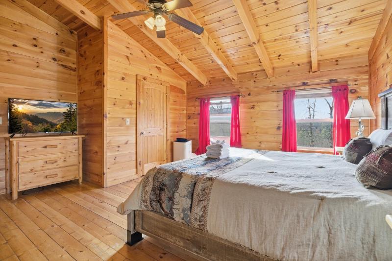 Peace of Mind cabin - image 33