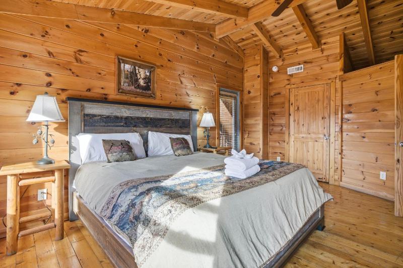 Peace of Mind cabin - image 44
