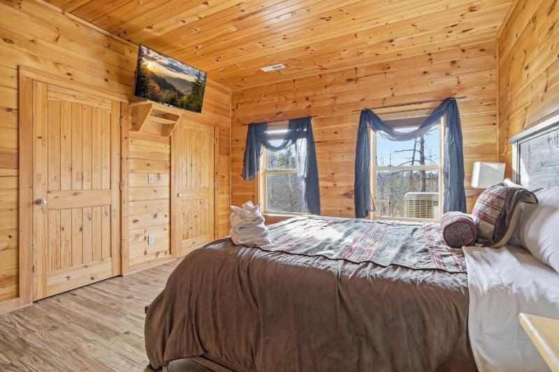 Peace of Mind cabin - image 38
