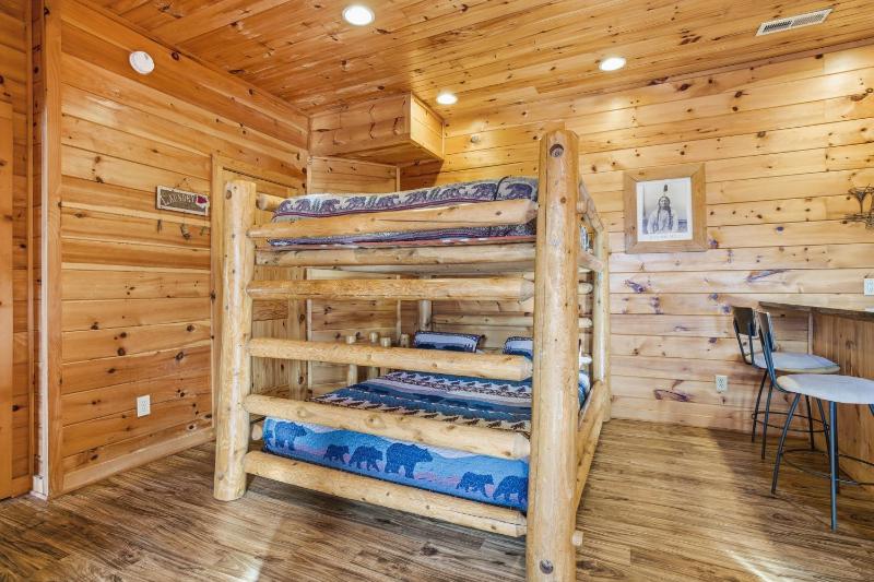Peace of Mind cabin - image 42