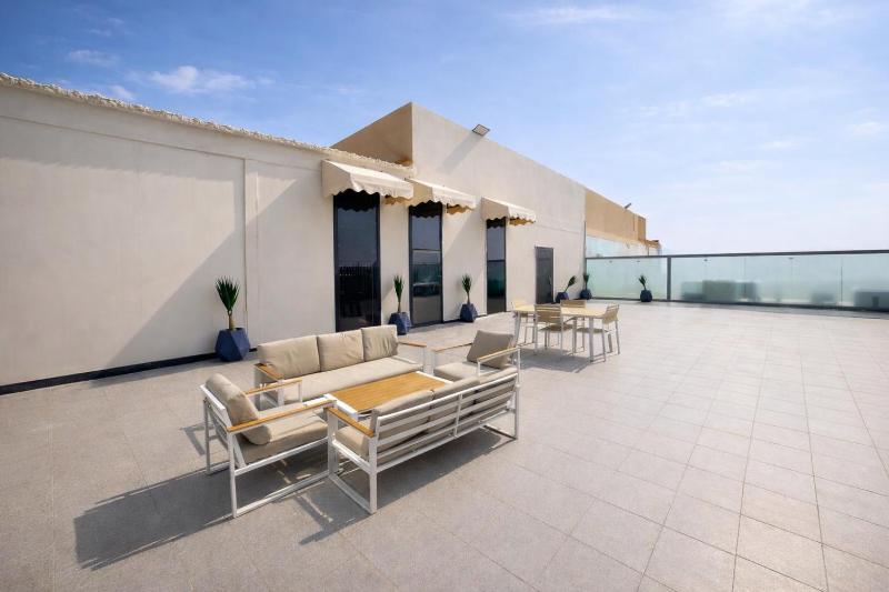 Manazel AL-Diriyah | ALZahra 2BR Stylish Stay 75TV - image 16