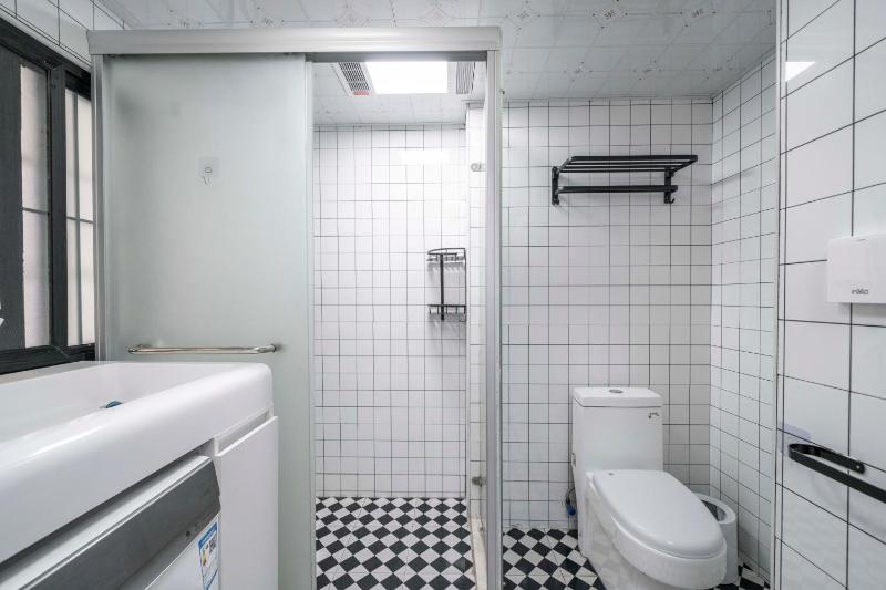 YanXiang - Comfy Practical City Apart ment in Central Shanghai - image 5