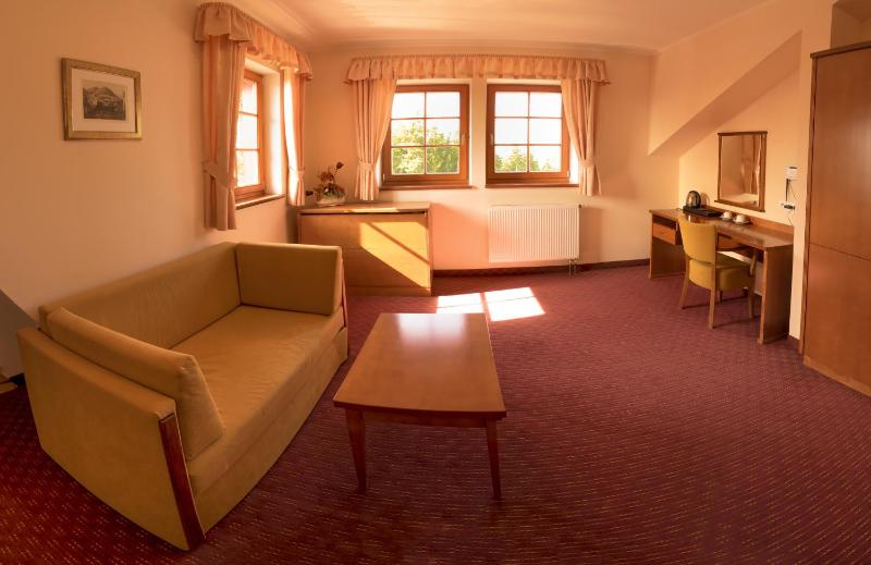 Apartment image 3