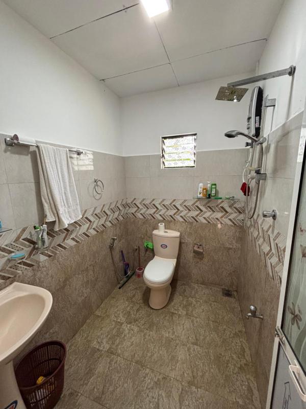 The yogis House - image 10