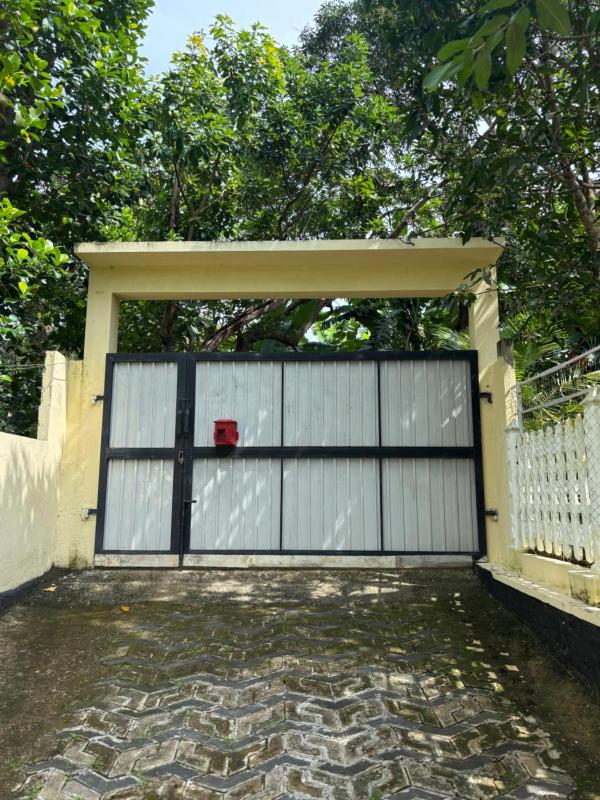 The yogis House - image 9