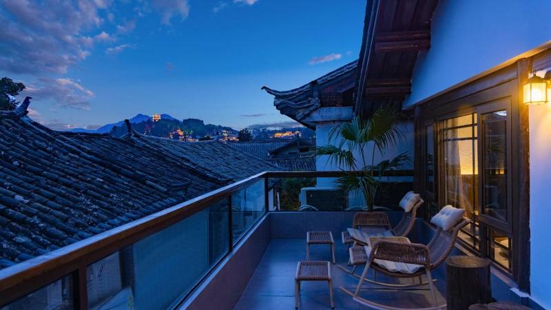 The Panorama Designer Villa & Cafe - Chinese Naxi Style Courtyard - Complimentary Airport Pick-up for 3 Nights & Tailor-Made Tours - image 43