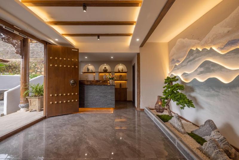 The Panorama Designer Villa & Cafe - Chinese Naxi Style Courtyard - Complimentary Airport Pick-up for 3 Nights & Tailor-Made Tours - image 10