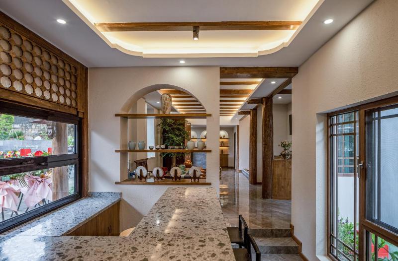 The Panorama Designer Villa & Cafe - Chinese Naxi Style Courtyard - Complimentary Airport Pick-up for 3 Nights & Tailor-Made Tours - image 15