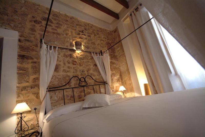 Double Room image 1