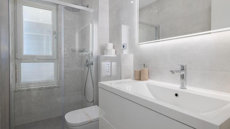 Sunny Lux Villa 2 in Makarska by Villas Guide - image 7