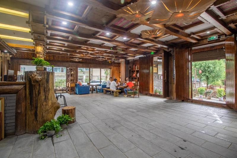 Zhangjiajie Cloudscape Courtyard Hotel-Vegan Available Chinese Retro StyleTea Culture Experience Free Breakfast Travel Guide& Book TicketsFriendly HostOrient esthetics - image 5