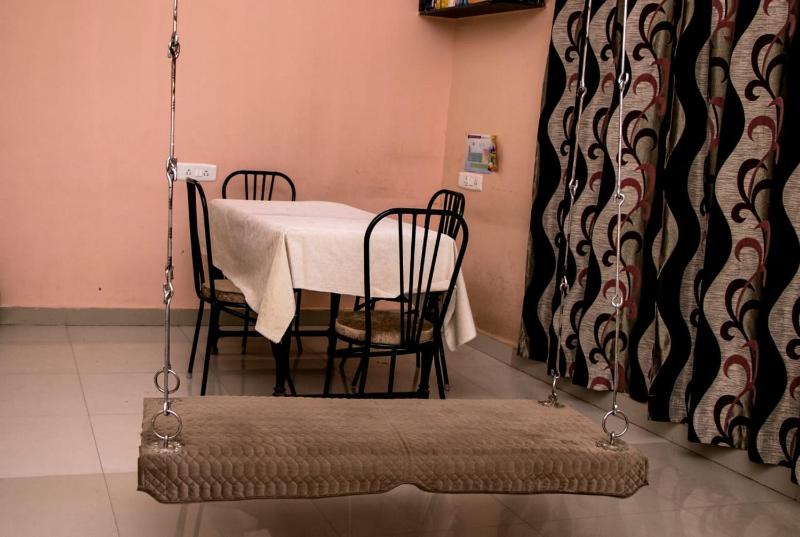 Apna Home Stay - image 6