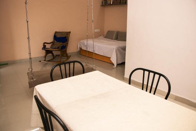 Apna Home Stay - image 2