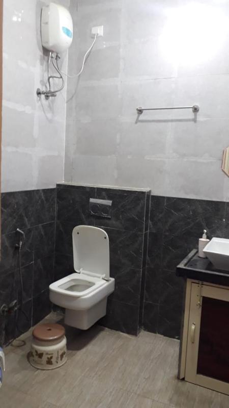 Apna Home Stay - image 7