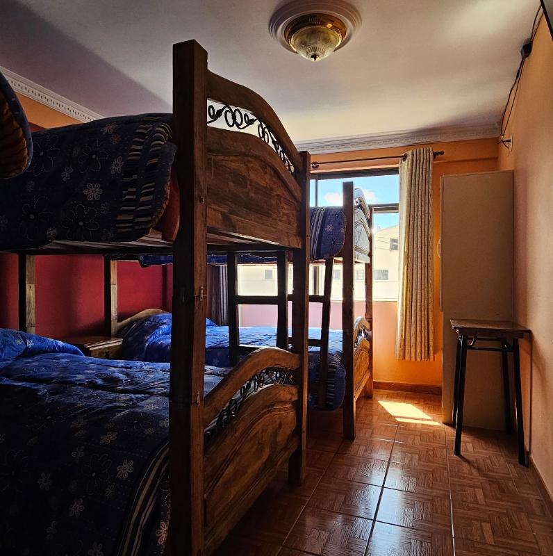 Bolivian Heights Hostel - image 11