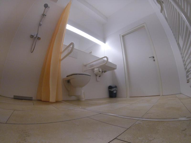 Quadruple Room image 2
