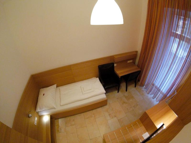 Hotel Aton - image 10