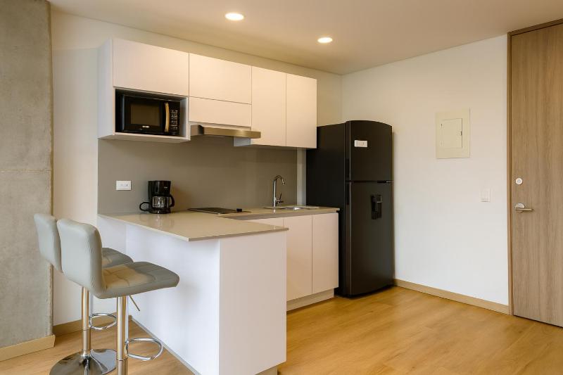 Apartamento con Hermosa vista Tranquilo Moderno y con Amenidades - image 9