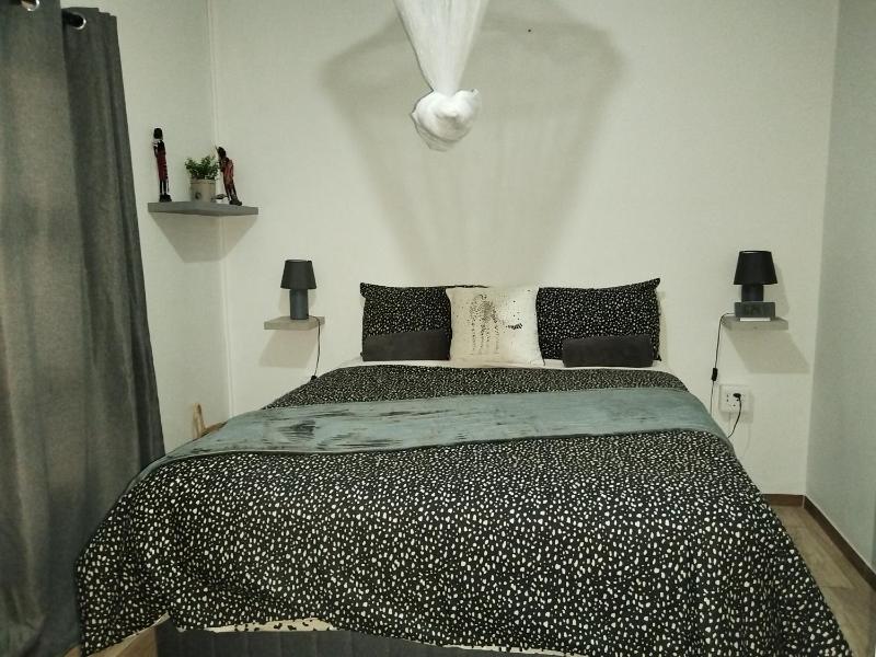 Victoria Falls African Guest House - image 4
