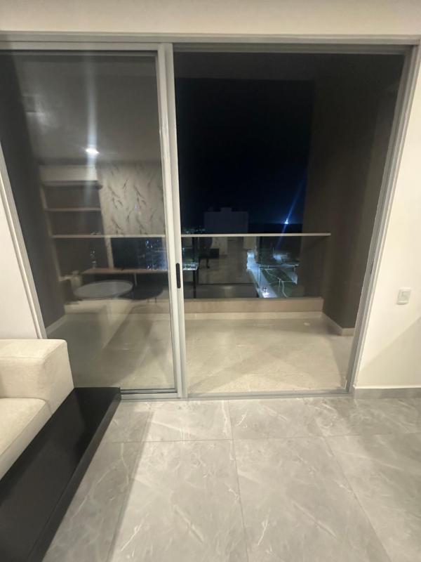 Apartamento cerca Malecón y CC mall plaza - image 12