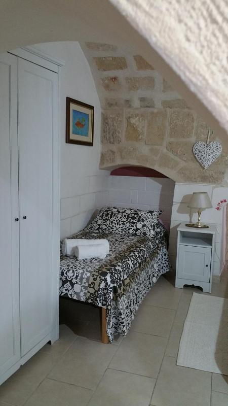 Quadruple Room with Private Bathroom image 3