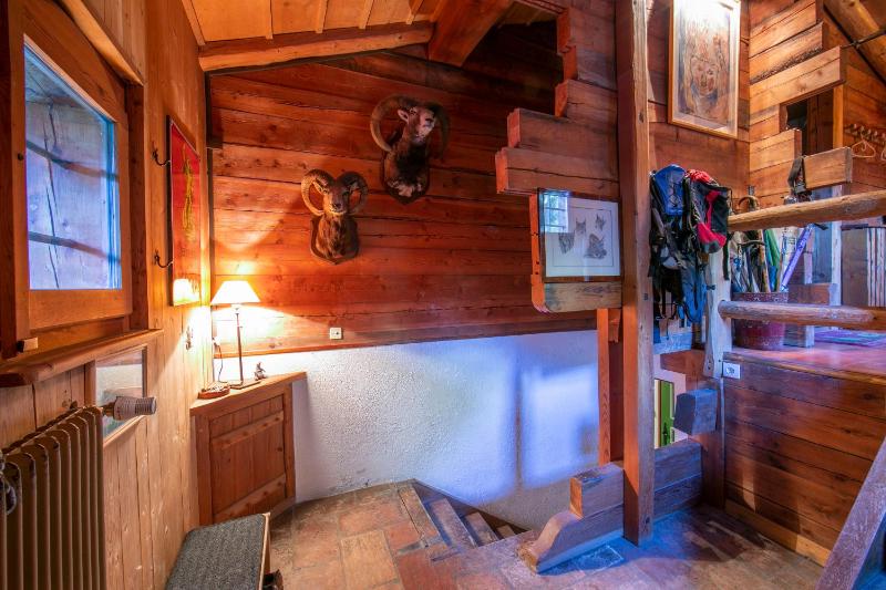 Chalet Tre la Vieux for 14 + Garden - image 37
