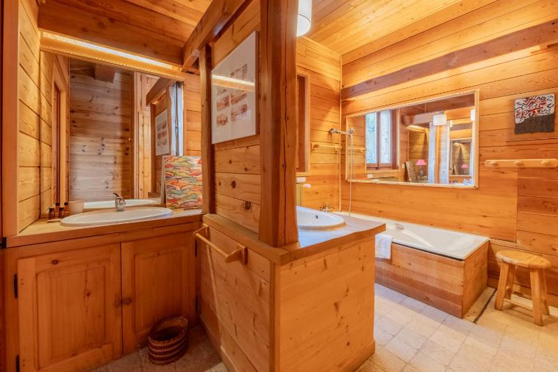 Chalet Tre la Vieux for 14 + Garden - image 36
