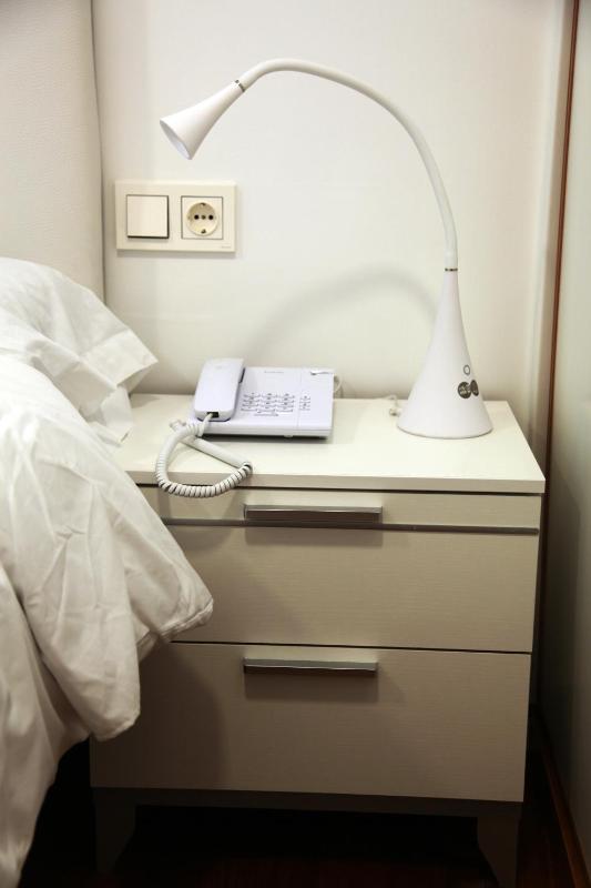 Standard Twin Room image 4