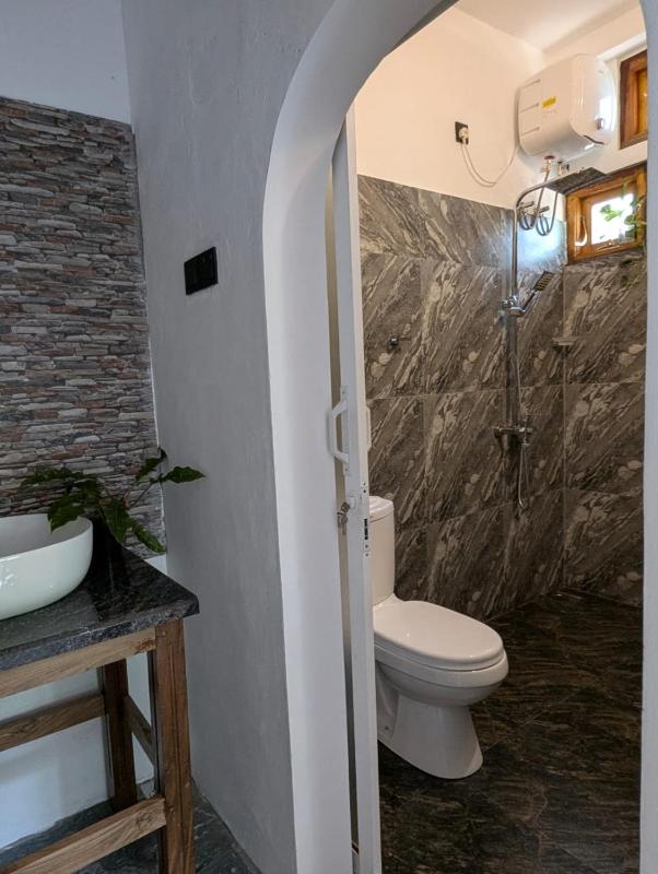 Charisma villa Mirissa - image 3