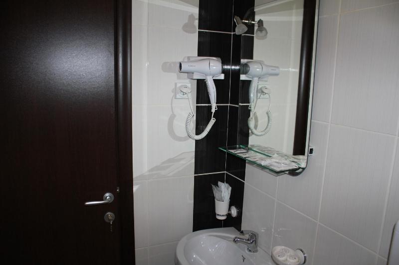 Double Room image 1