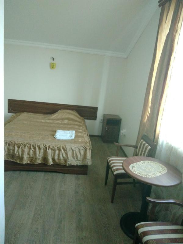 Budget Double Room image 2