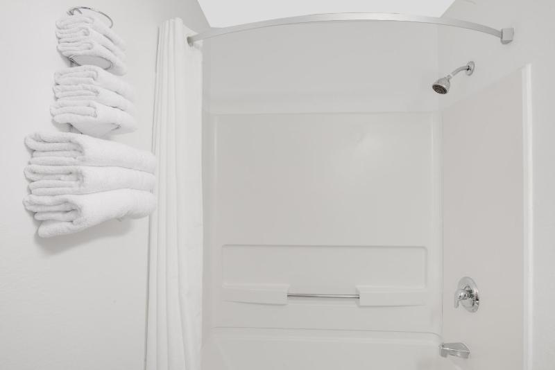 Room with Two Double Beds - Non-Smoking image 2