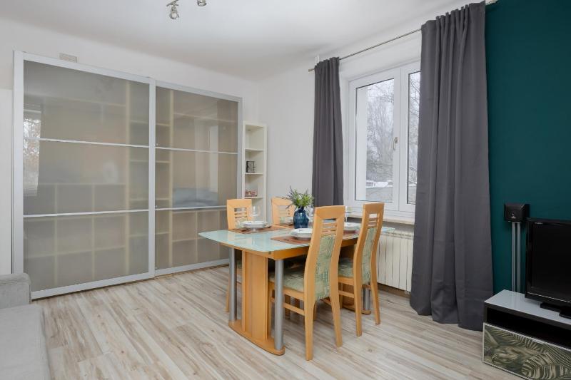 Vibrant Mokotów Business Centre Apartment Warsaw by Noclegi Renters - image 16