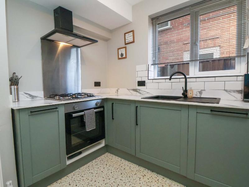 Steam and Stay Hoole - image 5