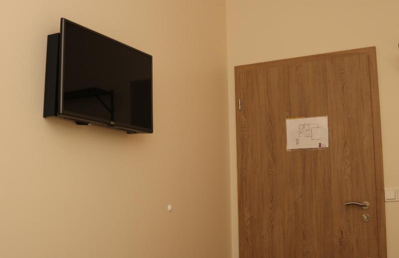 Double or Twin Room with Private Bathroom image 4