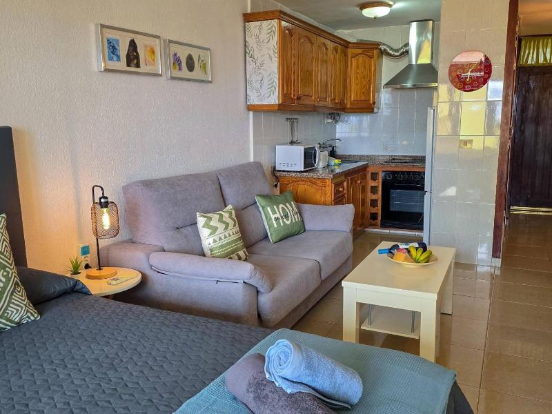 Cosy Place with Sea View by HelloApartments - image 19
