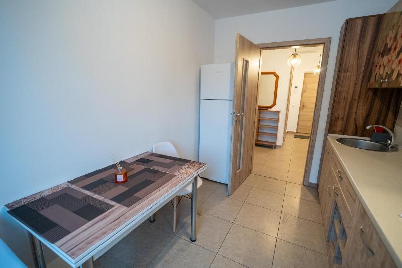 Barrique 19 - Breakfast delivered & Minibar - Mall Area - image 8