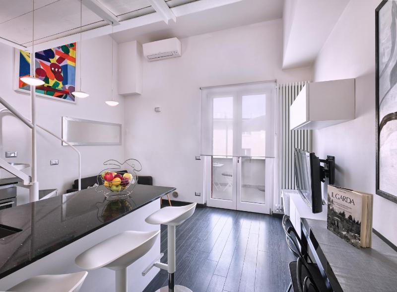 STUDIO THE BEACH - Regarda Travel - image 8