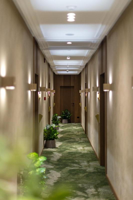 Sazani Hotel - image 12