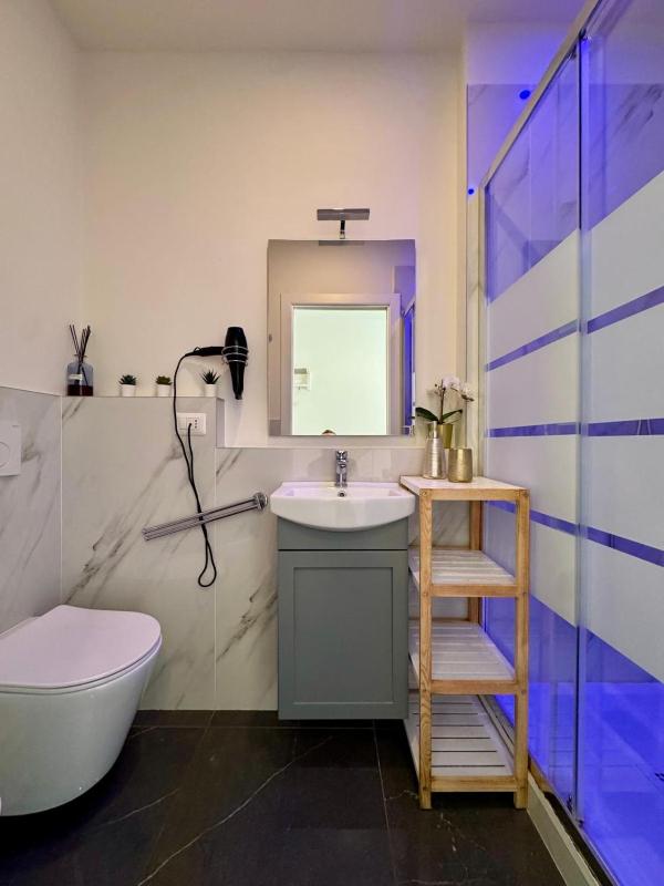 Attractive Room - 6 - image 15