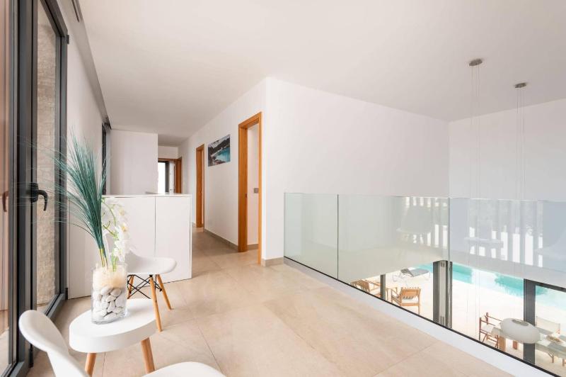 Villa Bonavista by Villa Plus - image 32