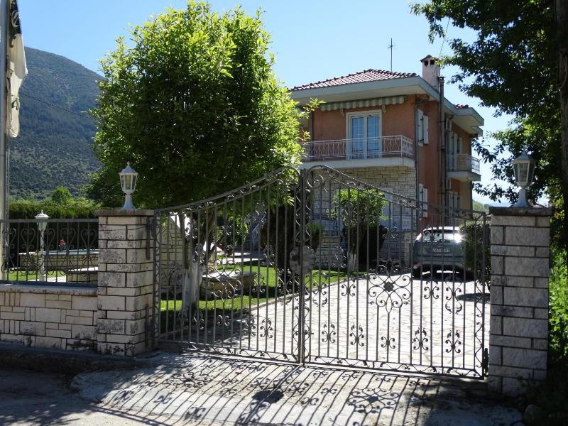 Villa Elena - image 23