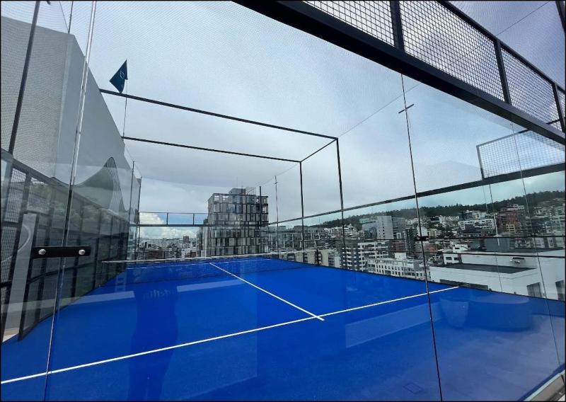 Apart Studio de Lujo La Carolina Piso Alto Piscina Jacuzzi Padel Gym - image 16