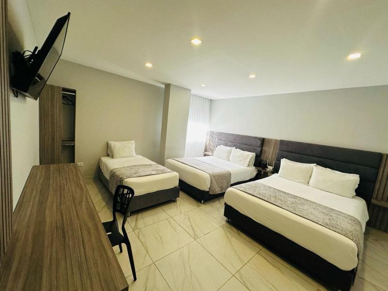 Hotel OR Suite - image 39