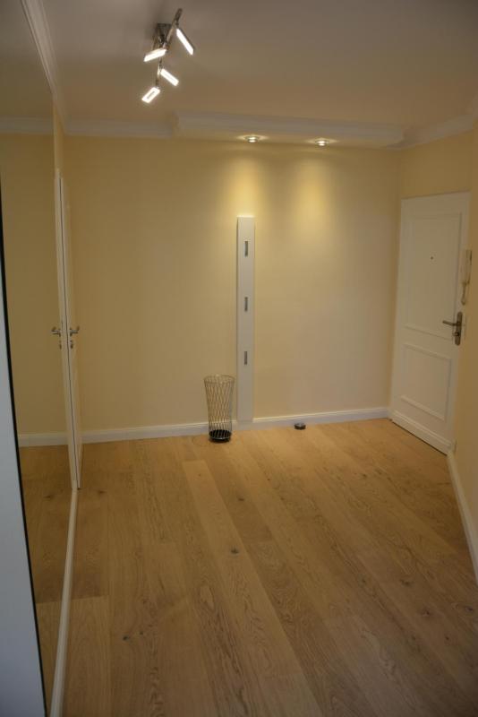 Luxury apartment in Düsseldorf near trade fair - image 9