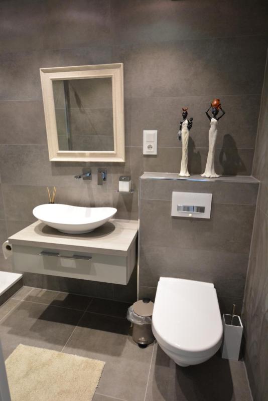 Luxury apartment in Düsseldorf near trade fair - image 8