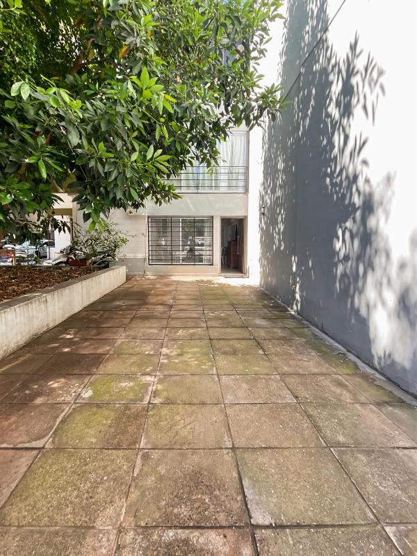 Duplex para 4 con cochera - image 10