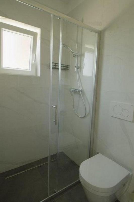 Rooms with a parking space Rovinj - 2245 - image 11